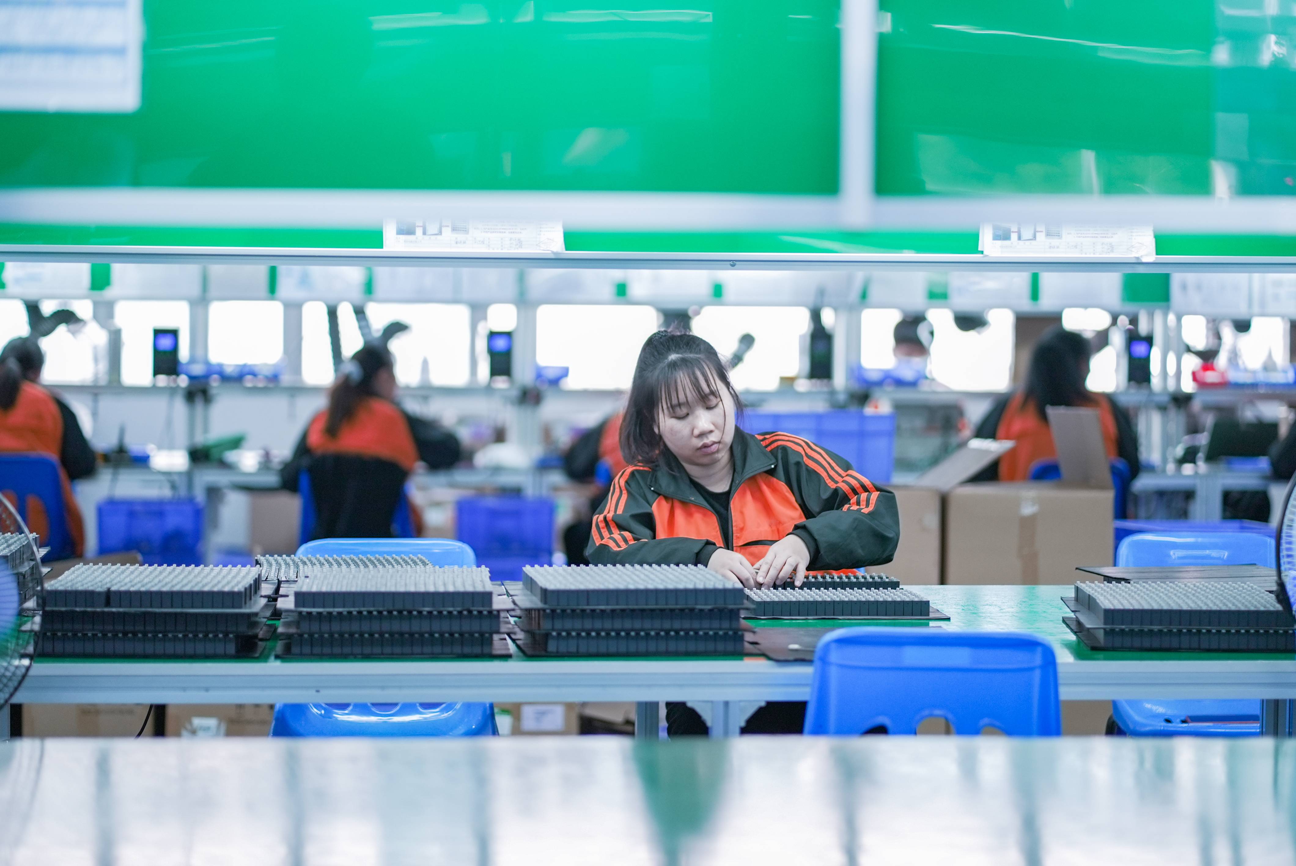 生產(chǎn)車(chē)間