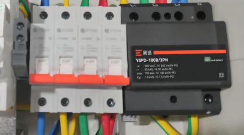 浪涌保護(hù)器怎么選？三大核心指標(biāo)+三大實(shí)戰(zhàn)策略助您精準(zhǔn)選型-易造