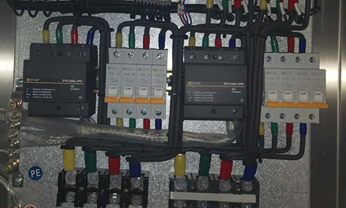 浪涌保護(hù)器