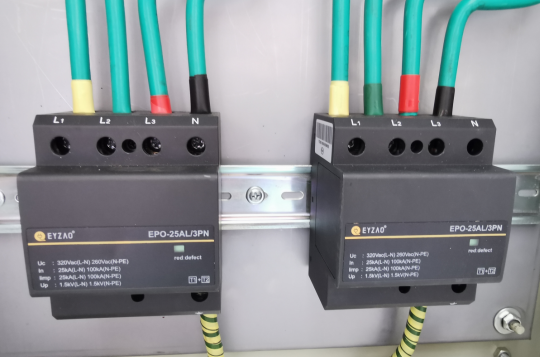 浪涌保護(hù)器 浪涌保護(hù)器